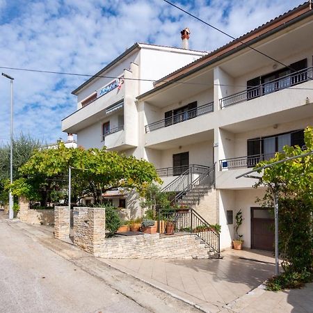 Apartments With A Parking Space Rovinj - 12656 外观 照片